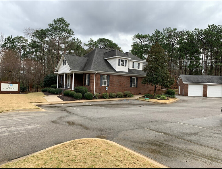 905 Old Cherokee Rd, Lexington, SC for sale - Building Photo - Image 1 of 1