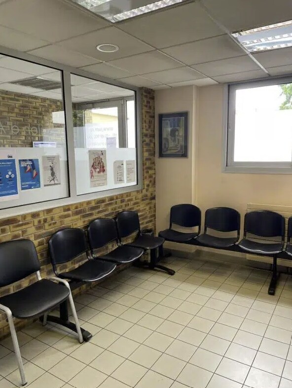 Vente Bureaux 229 m² - Photo 1