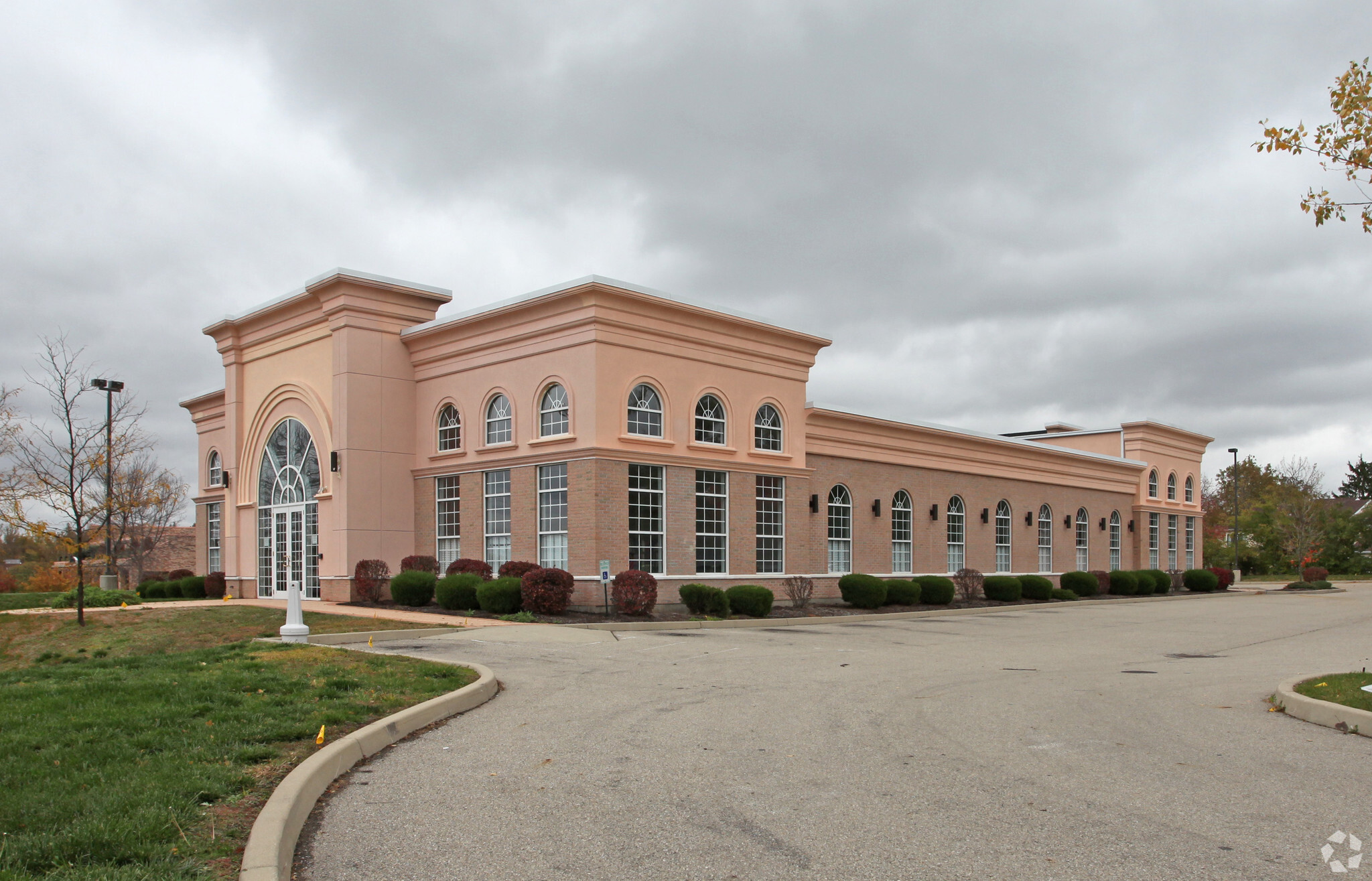 8120 Garnet Dr, Dayton, OH for sale Building Photo- Image 1 of 30