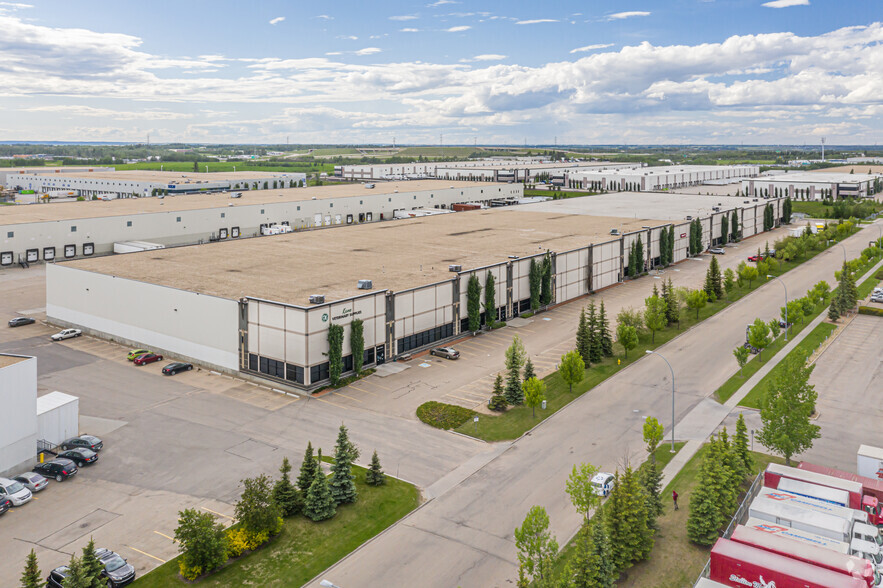 11204-11232 186th St NW, Edmonton, AB for lease - Aerial - Image 3 of 3