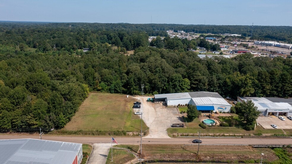 North Side Wilkins Wise Rd, Columbus, MS for sale - Primary Photo - Image 1 of 9