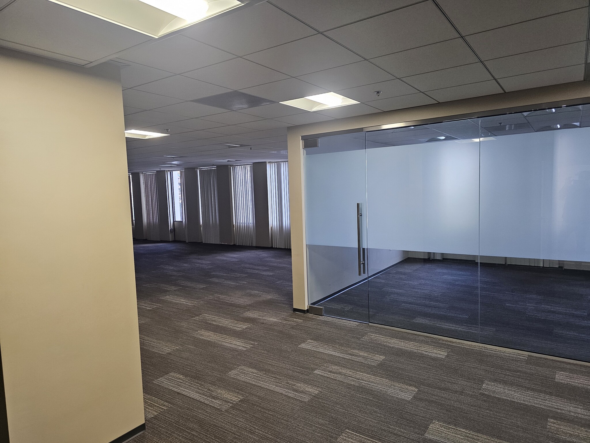 5901 W Century Blvd, Los Angeles, CA for lease Interior Photo- Image 1 of 6
