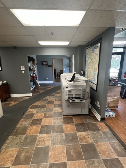 1371 Wilhelm Rd, Mundelein, IL for lease - Interior Photo - Image 3 of 27