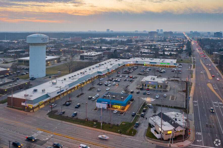 15-89 W Golf Rd, Arlington Heights, IL for lease - Aerial - Image 3 of 4