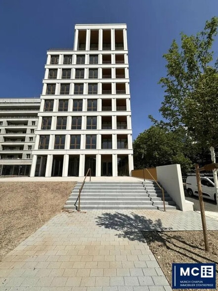 Office in Strasbourg for lease - Building Photo - Image 1 of 15