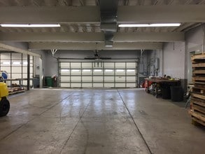 6600 Holabird Ave, Baltimore, MD for sale Interior Photo- Image 2 of 7