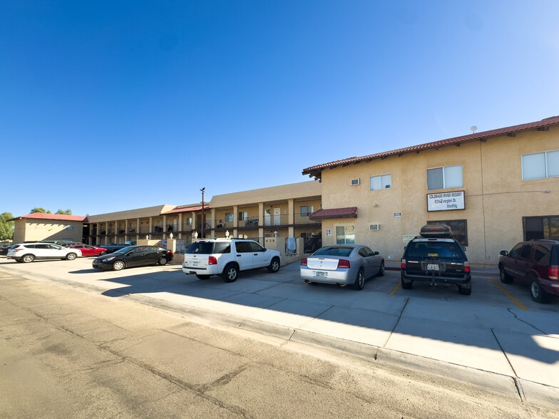 434 River Glen Dr, Bullhead City, AZ for sale - Building Photo - Image 2 of 15