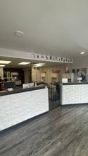 4706 NE Vivion Rd, Kansas City, MO for lease Interior Photo- Image 1 of 3
