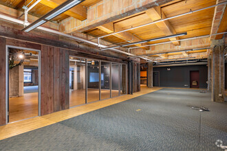 320 W Ohio St, Chicago, IL for lease Interior Photo- Image 2 of 4