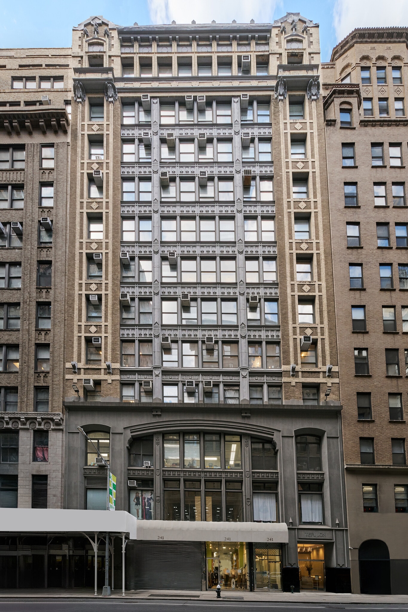 241 W 37th St, New York, NY for lease Building Photo- Image 1 of 19