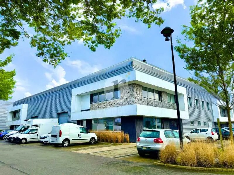 Vente Local d'activités 57 m² à 432 m² - Photo 1
