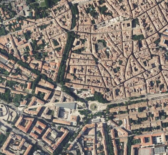 Retail in Aix-en-Provence for lease - Building Photo - Image 3 of 6