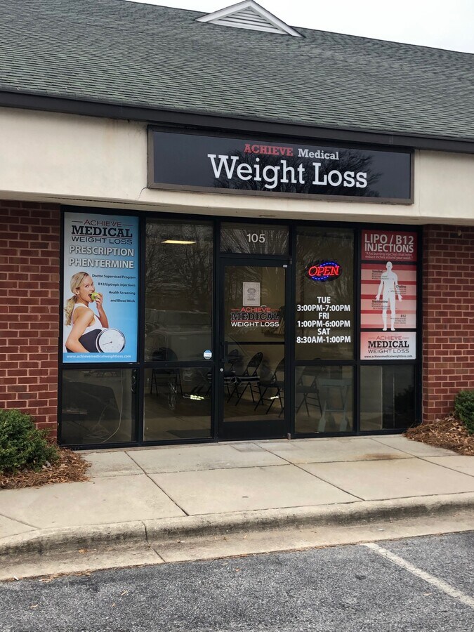 2401 Penny Rd, High Point, NC 27265