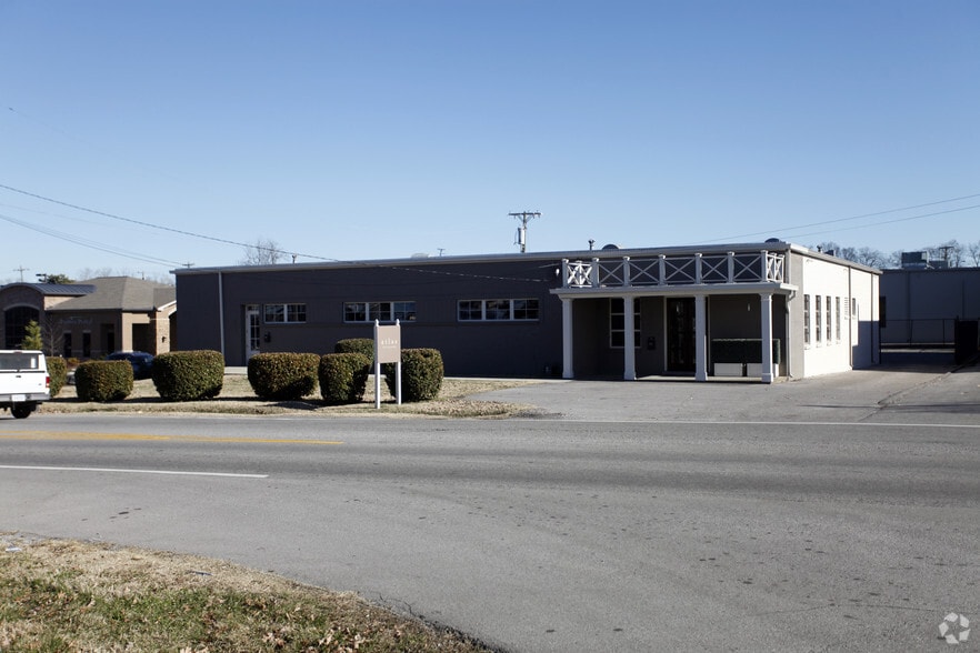 2910-2912 Sidco Dr, Nashville, TN for lease - Primary Photo - Image 1 of 3