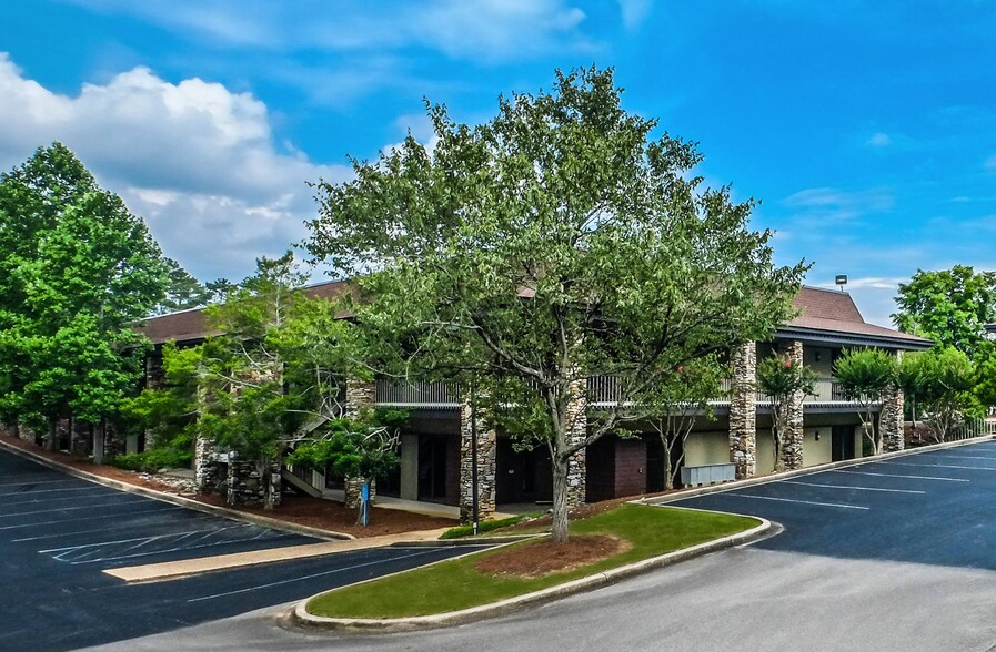 200 Cahaba Park Cir, Birmingham, AL for lease - Building Photo - Image 1 of 22