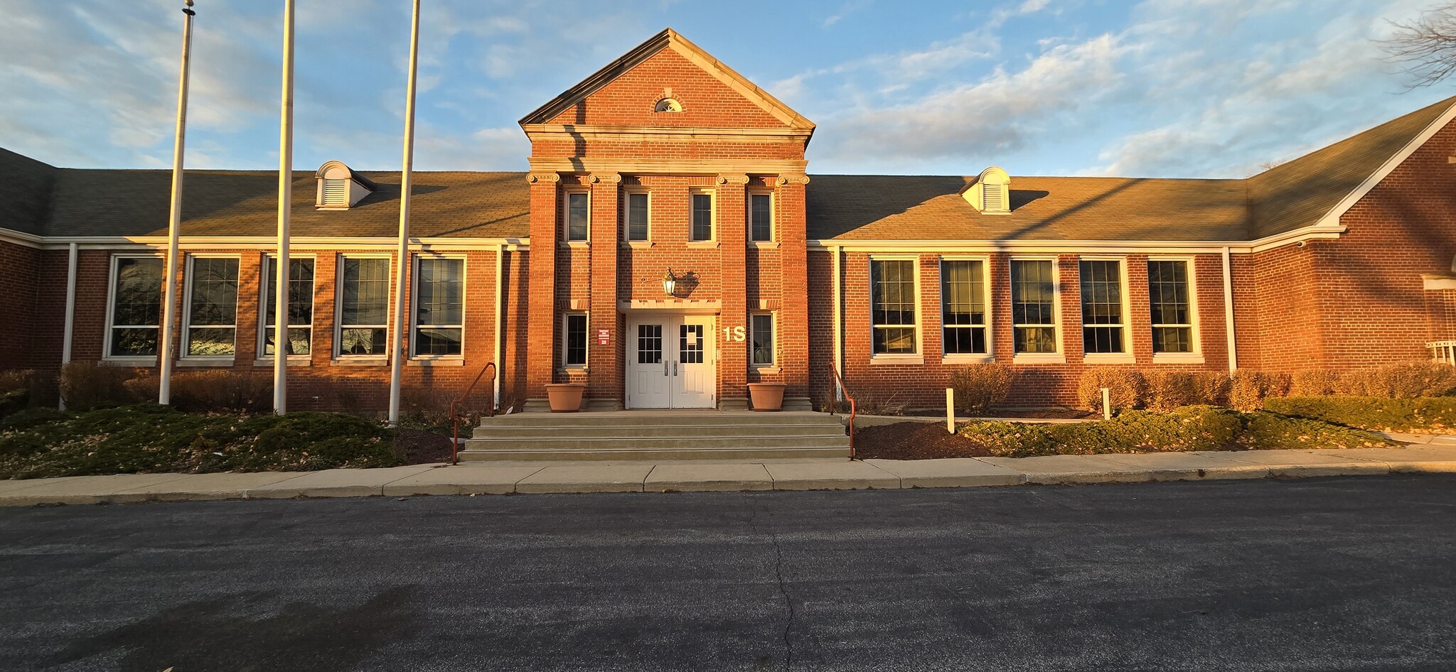 200 E North St, Crown Point, IN for lease Primary Photo- Image 1 of 2