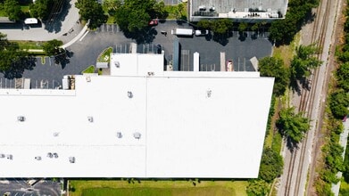 4200 N 29th Ave, Hollywood, FL for lease Building Photo- Image 2 of 2