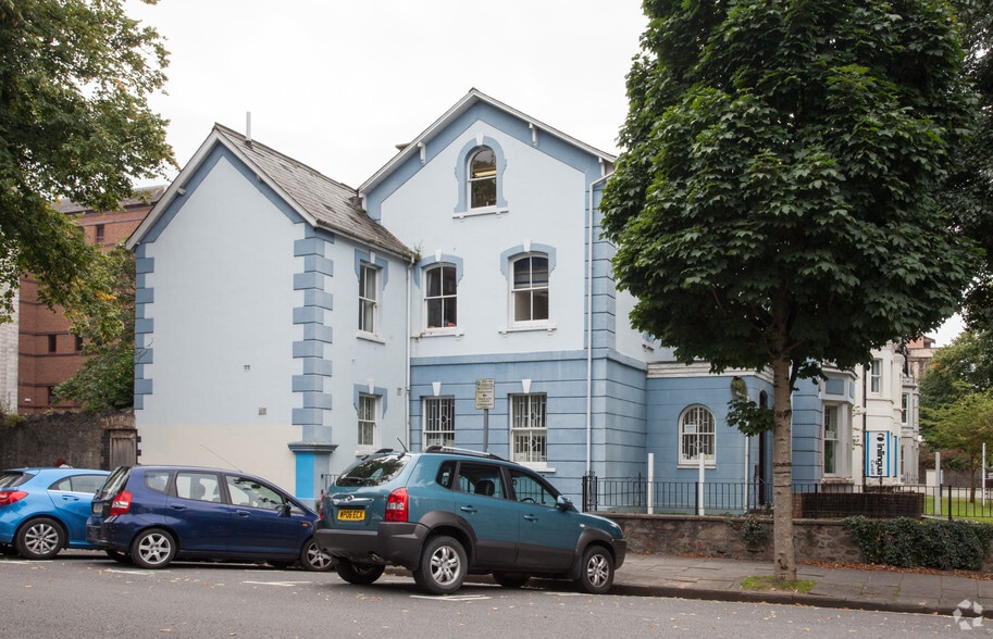 43 The Parade, Cardiff for lease - Primary Photo - Image 1 of 3