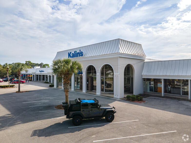 298 S Yonge St, Ormond Beach, FL for lease - Primary Photo - Image 1 of 27