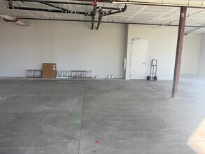 505 W 10th St, Pittsburg, CA for lease Interior Photo- Image 2 of 11