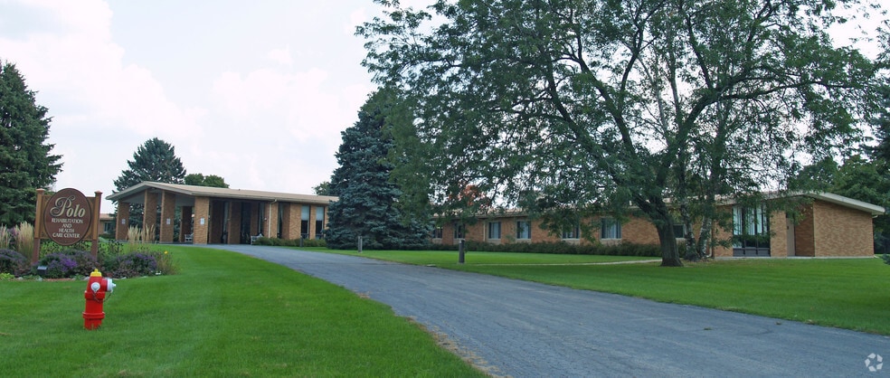 703 E Buffalo St, Polo, IL for sale - Building Photo - Image 1 of 2