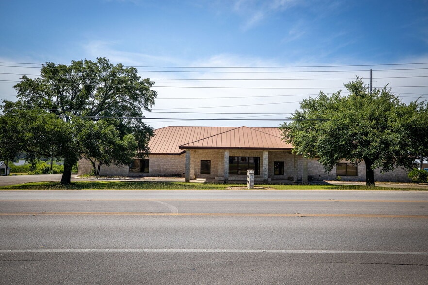 1071 FM 2673, Canyon Lake, TX for sale - Building Photo - Image 3 of 26