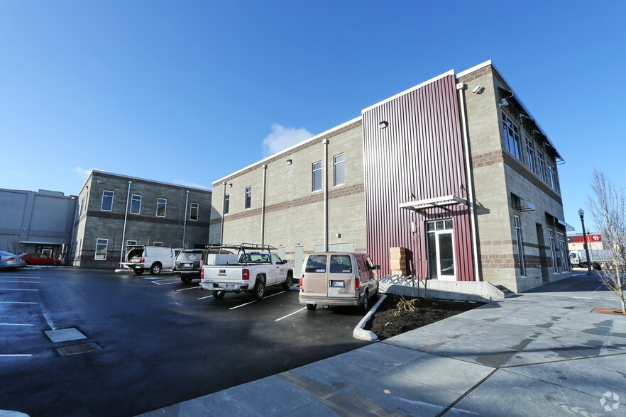 301 Commercial Ave, Anacortes, WA for lease - Building Photo - Image 2 of 3