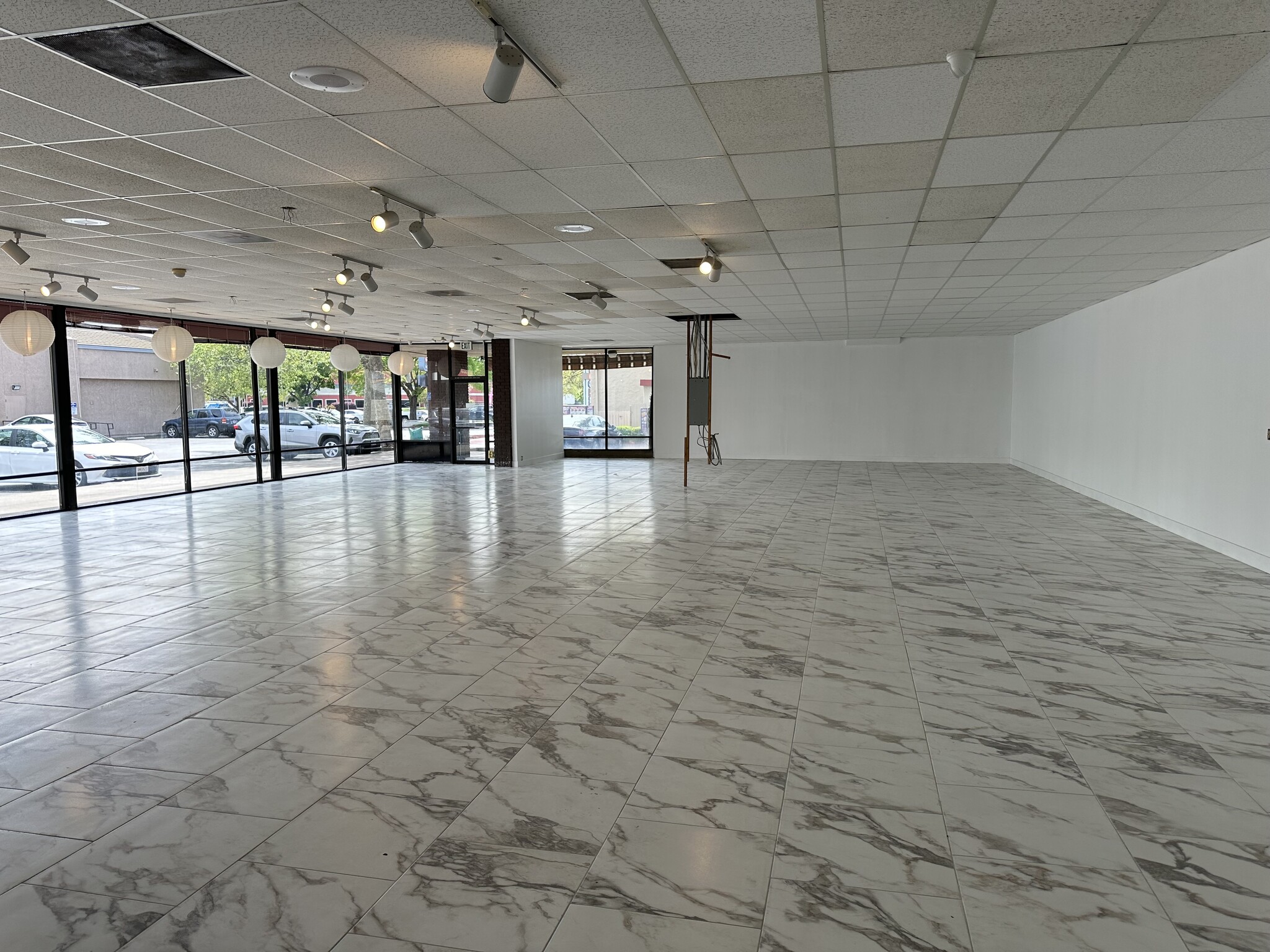 2540 Esplanade, Chico, CA for sale Interior Photo- Image 1 of 4