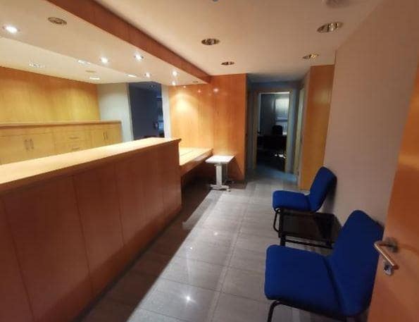 Vilanova i la Geltrú, BAR 08800 -  -  - Interior Photo - Image 1 of 12