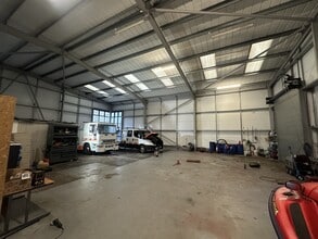 Maes Y Clawdd, Oswestry for lease Interior Photo- Image 2 of 6