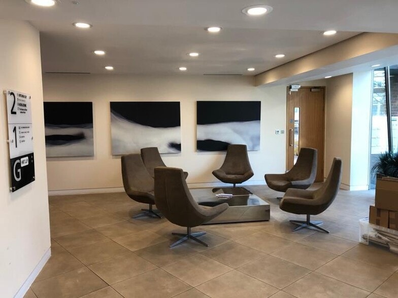 Station Rd, Henley On Thames for sale - Interior Photo - Image 3 of 12