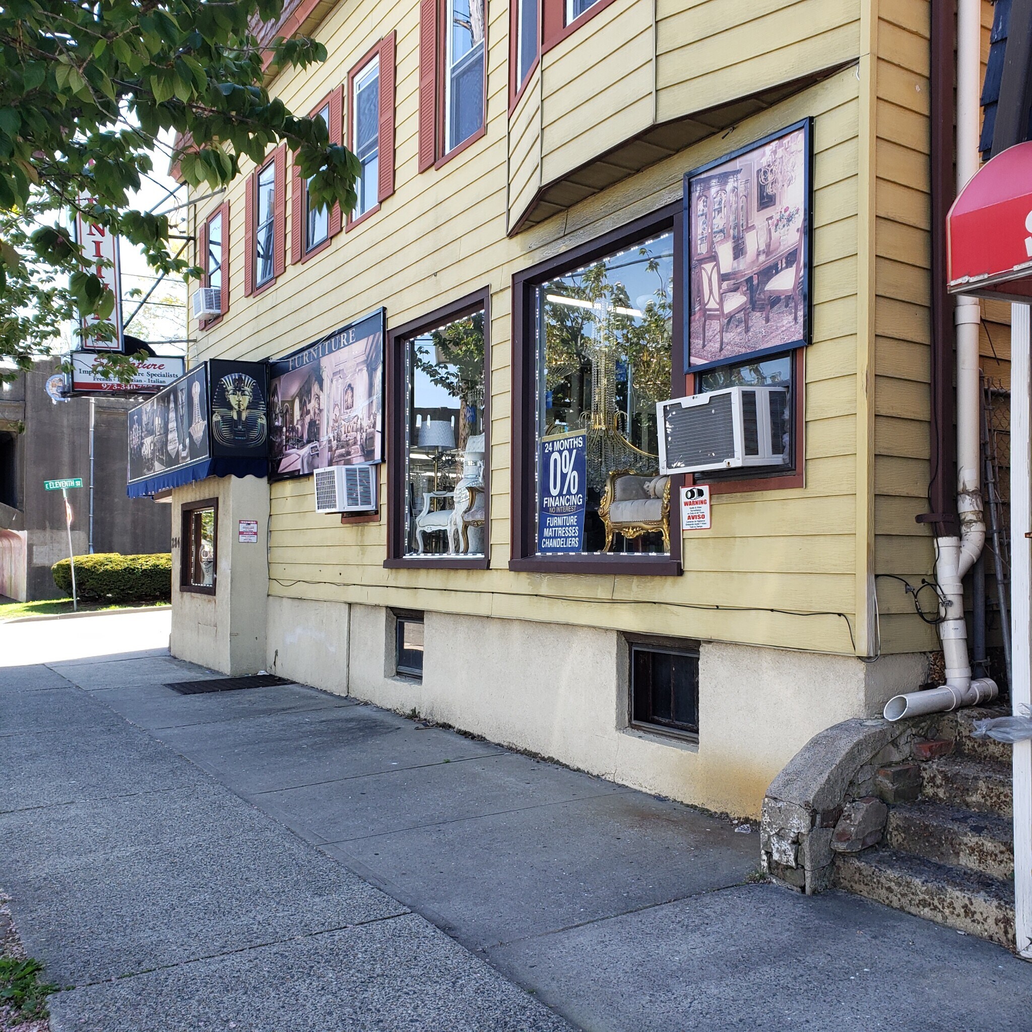 284 Lakeview Ave, Clifton, NJ for sale Primary Photo- Image 1 of 1