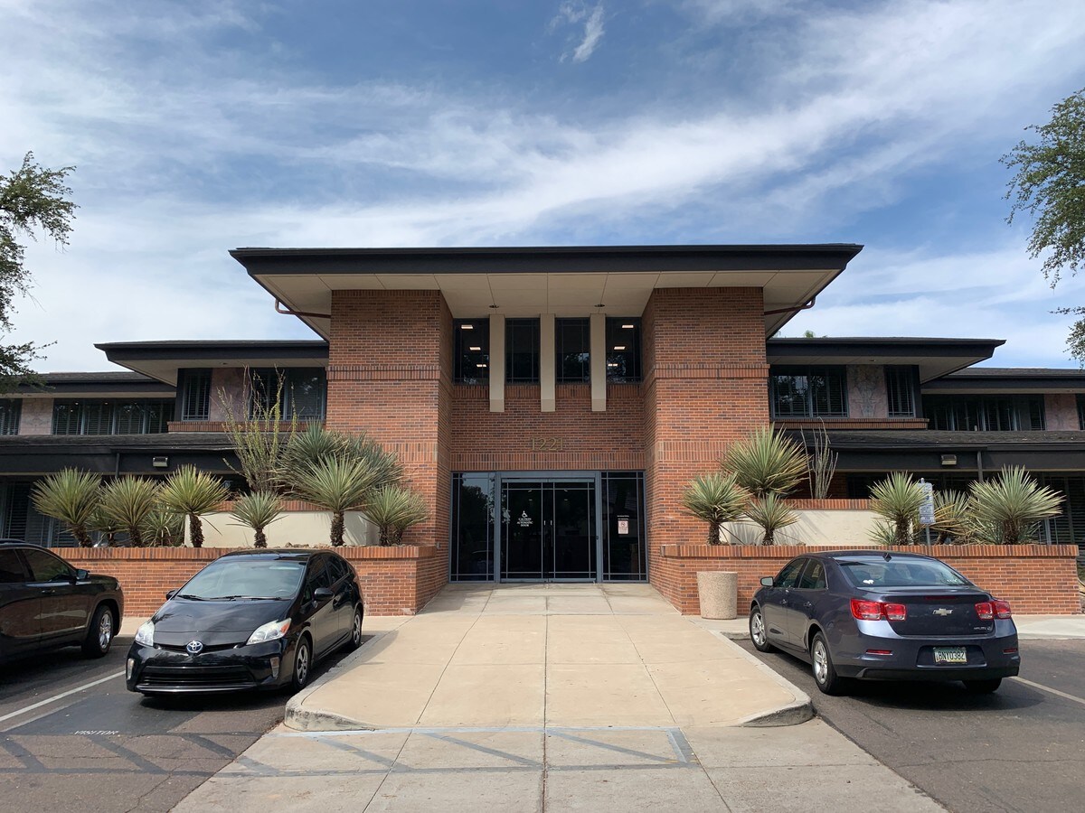 1221 E Osborn Rd, Phoenix, AZ 85014