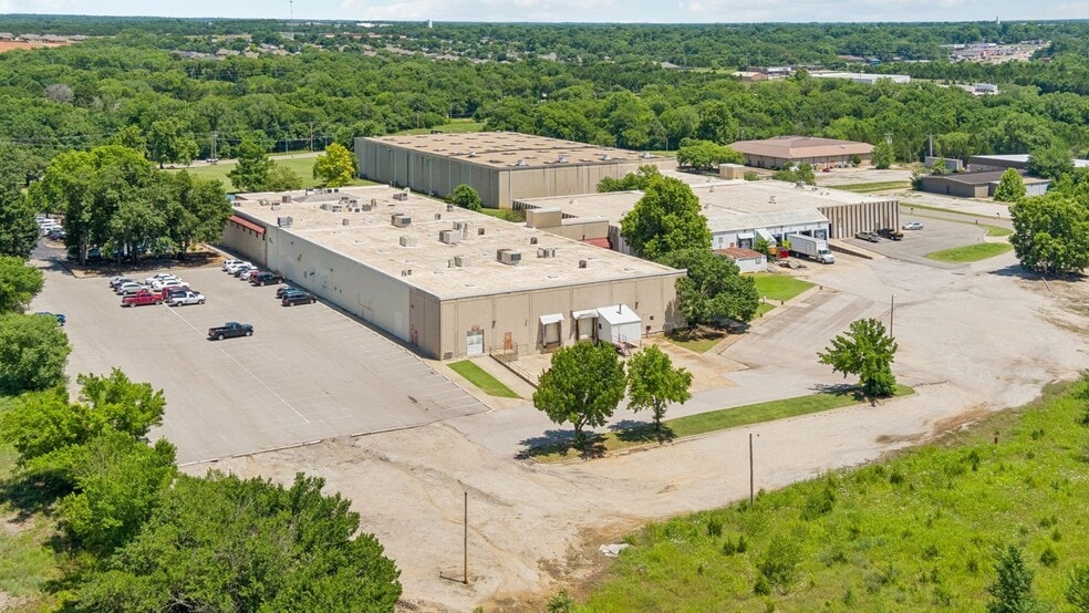 601 N Hamilton Dr, Noble, OK for lease - Aerial - Image 3 of 3
