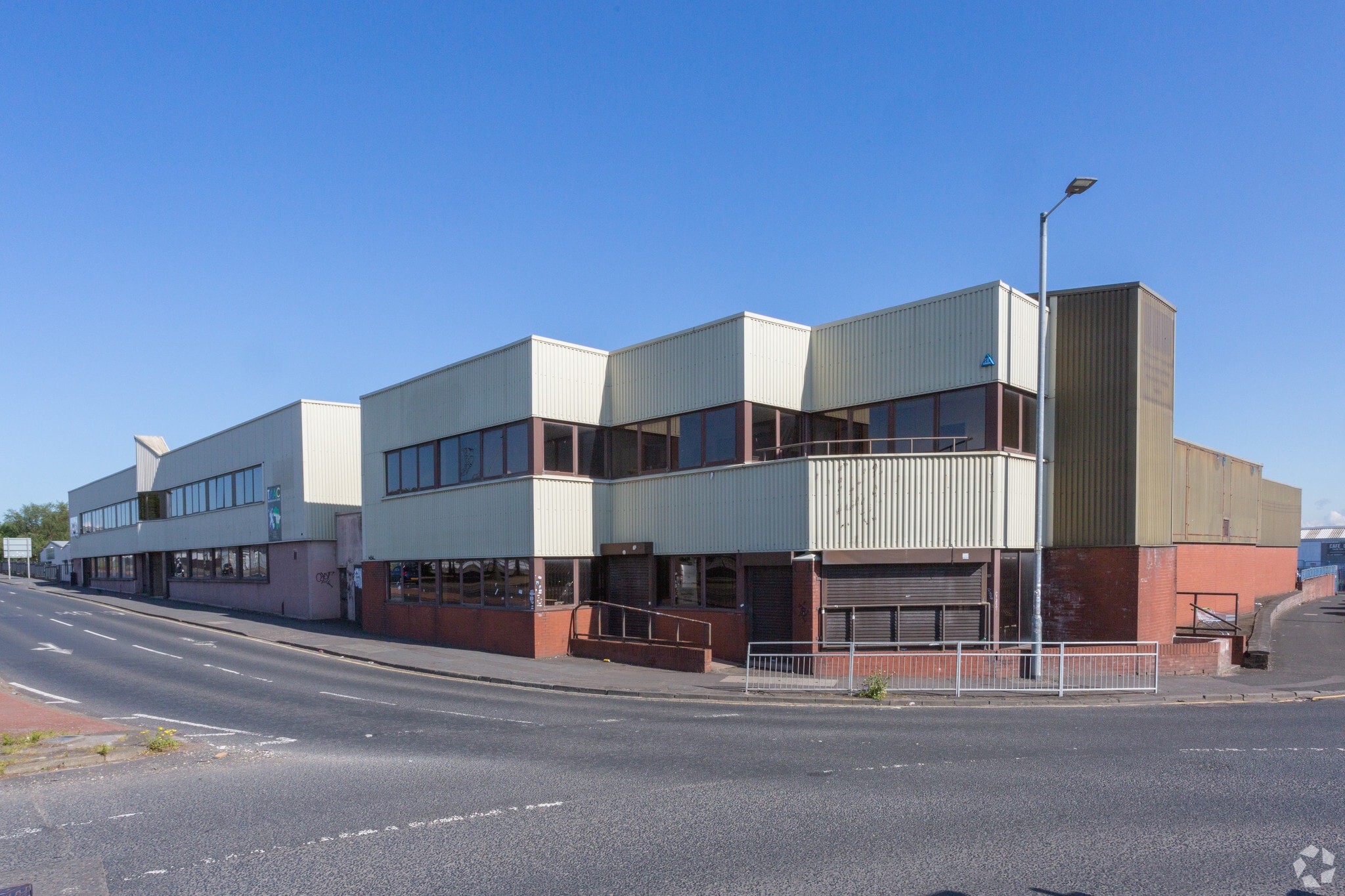 210 Edmiston Dr, Glasgow for sale Primary Photo- Image 1 of 1