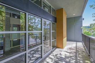 766 Garfield St, Seattle, WA for lease Interior Photo- Image 1 of 11