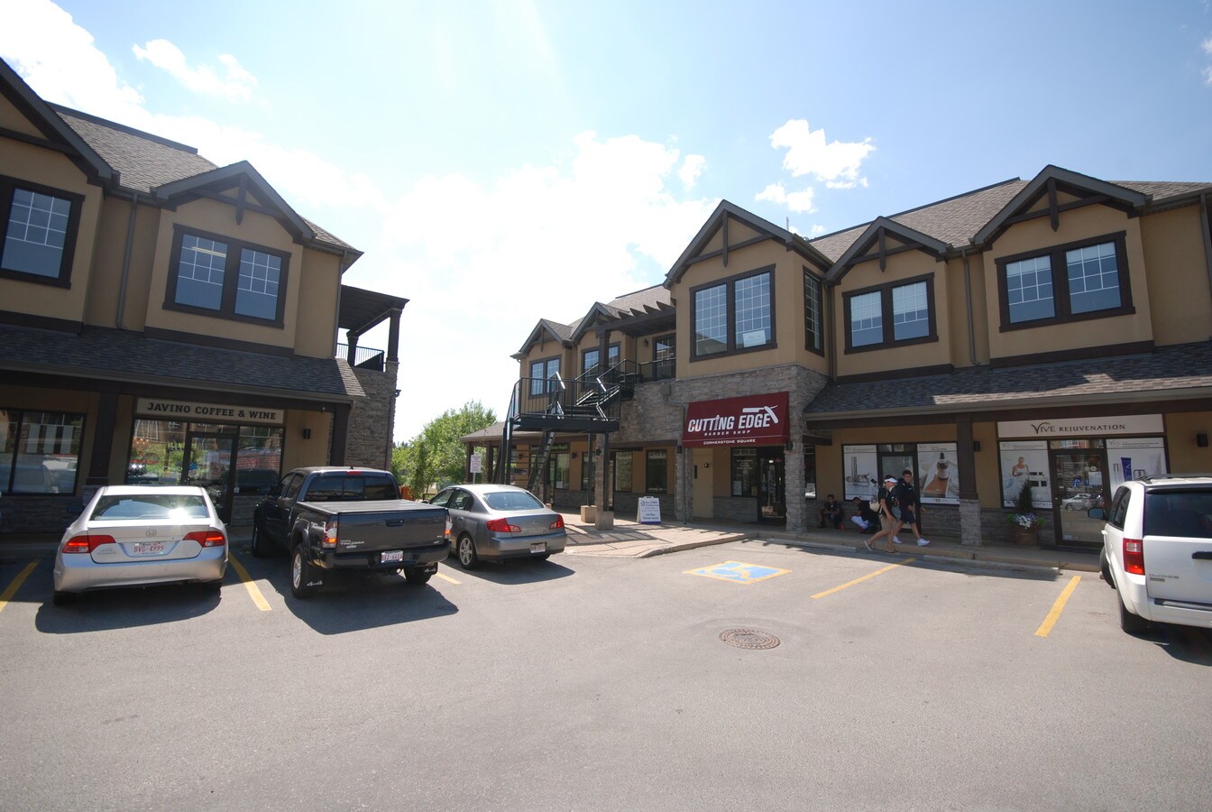 10 Discovery Ridge Hl SW, Calgary, AB T3H 5X2 Cornerstone Square