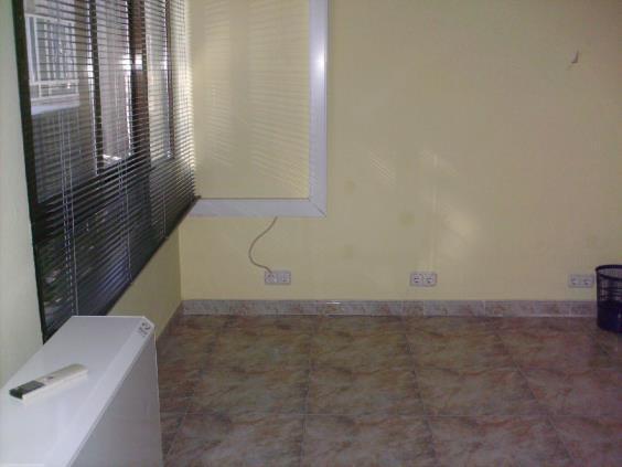 Office in Ponferrada, León for lease - Building Photo - Image 2 of 5