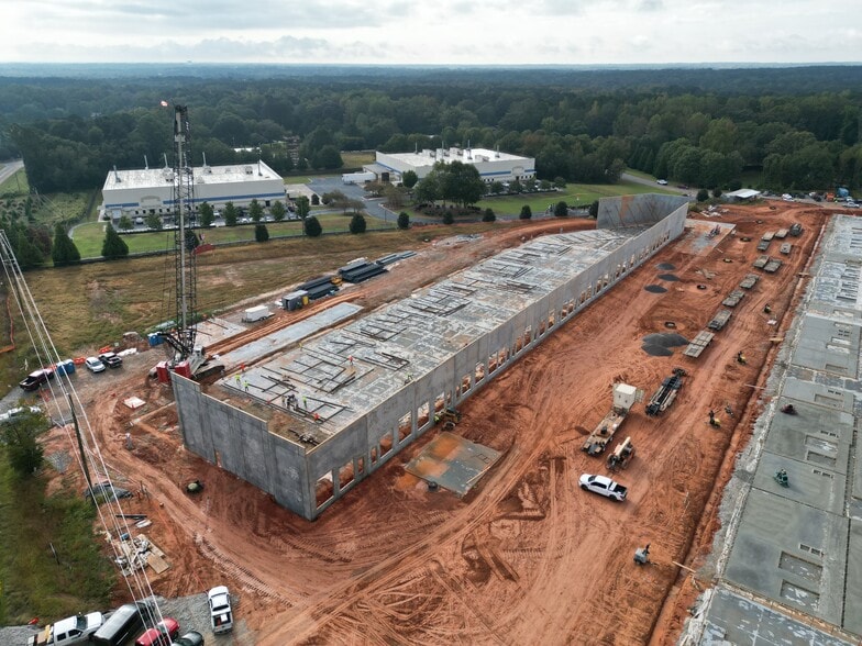 1115-1155 Aiken Road, Bogart, GA for lease - Building Photo - Image 2 of 7