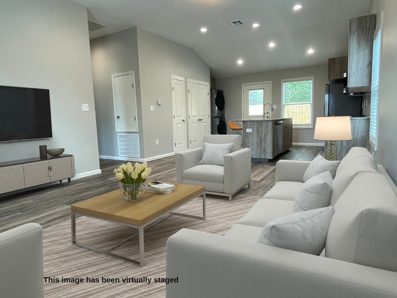 171-181 Southside St, Sulphur, LA for sale - Building Photo - Image 1 of 6