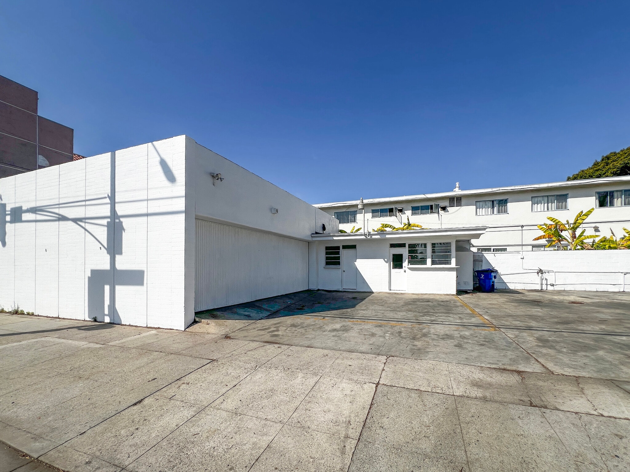 3127 Ocean Park Blvd, Santa Monica, CA for lease Building Photo- Image 1 of 2