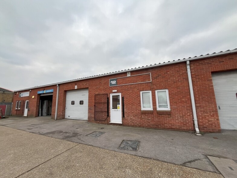 Perry Rd, Witham for lease - Building Photo - Image 2 of 6
