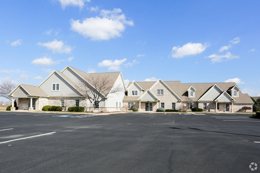 4802-4806 Timber Commons Dr, Sandusky, OH for sale - Primary Photo - Image 1 of 1