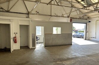 Moorfield, Kilmarnock for lease Interior Photo- Image 2 of 2