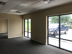 1701 Kennedy Pt, Oviedo, FL for lease Building Photo- Image 2 of 7