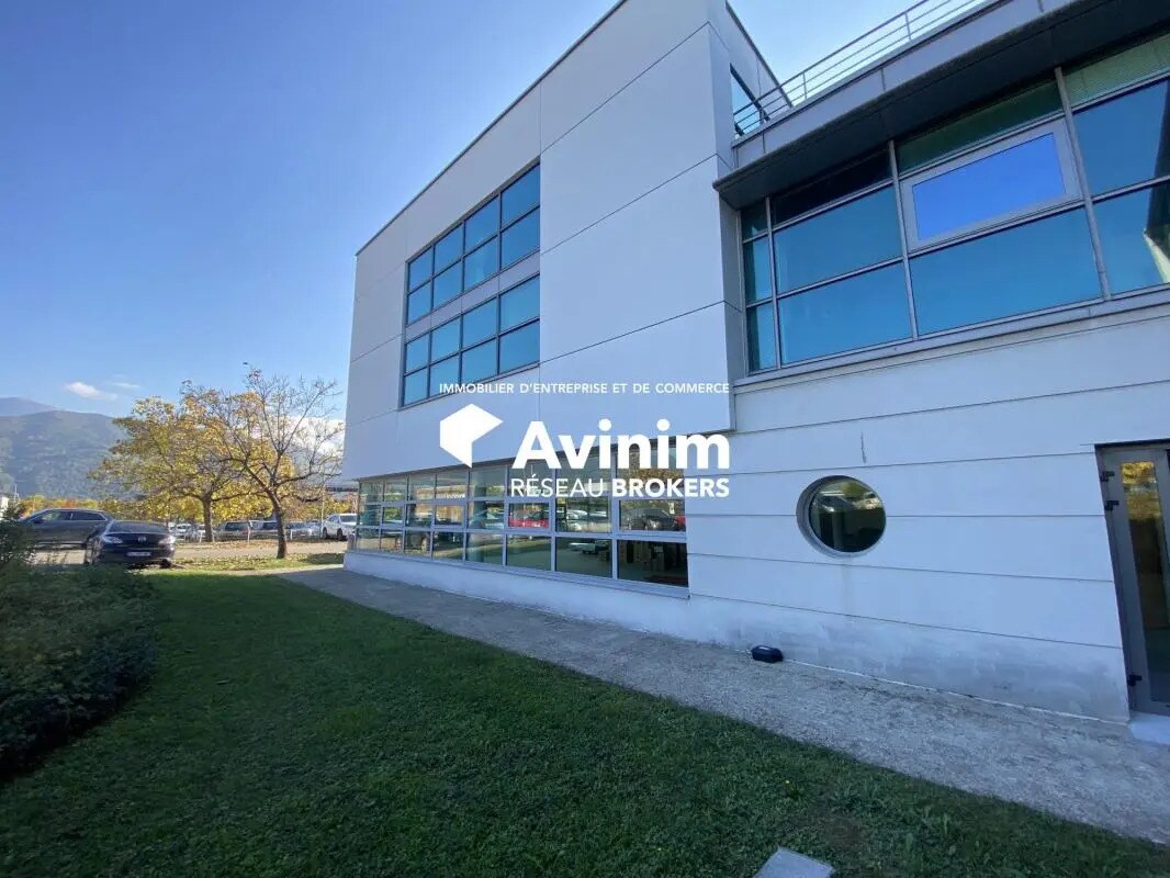 Office in Montbonnot-Saint-Martin for lease Building Photo- Image 1 of 7