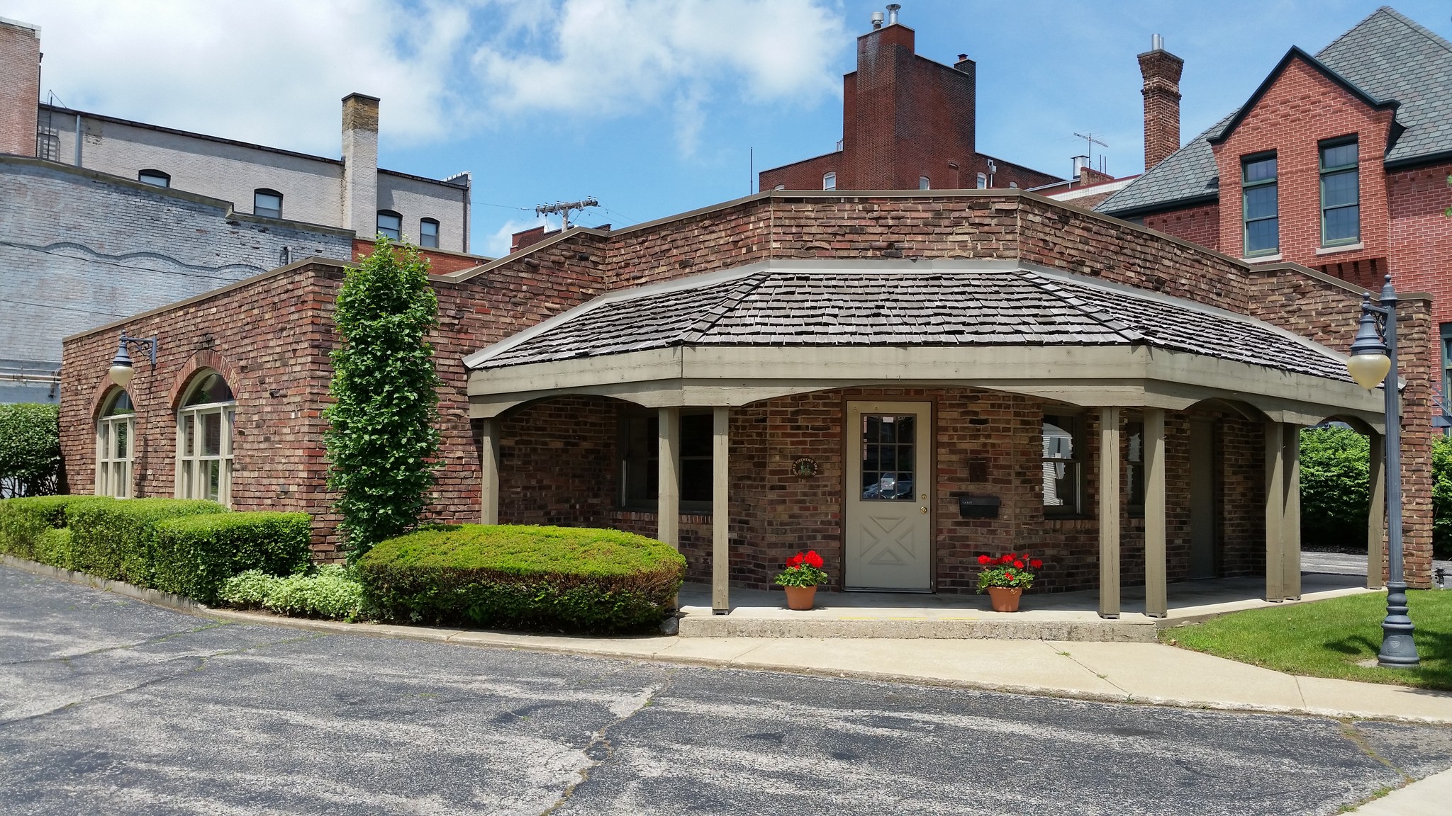 811 Indiana Ave, La Porte, IN for sale Building Photo- Image 1 of 1