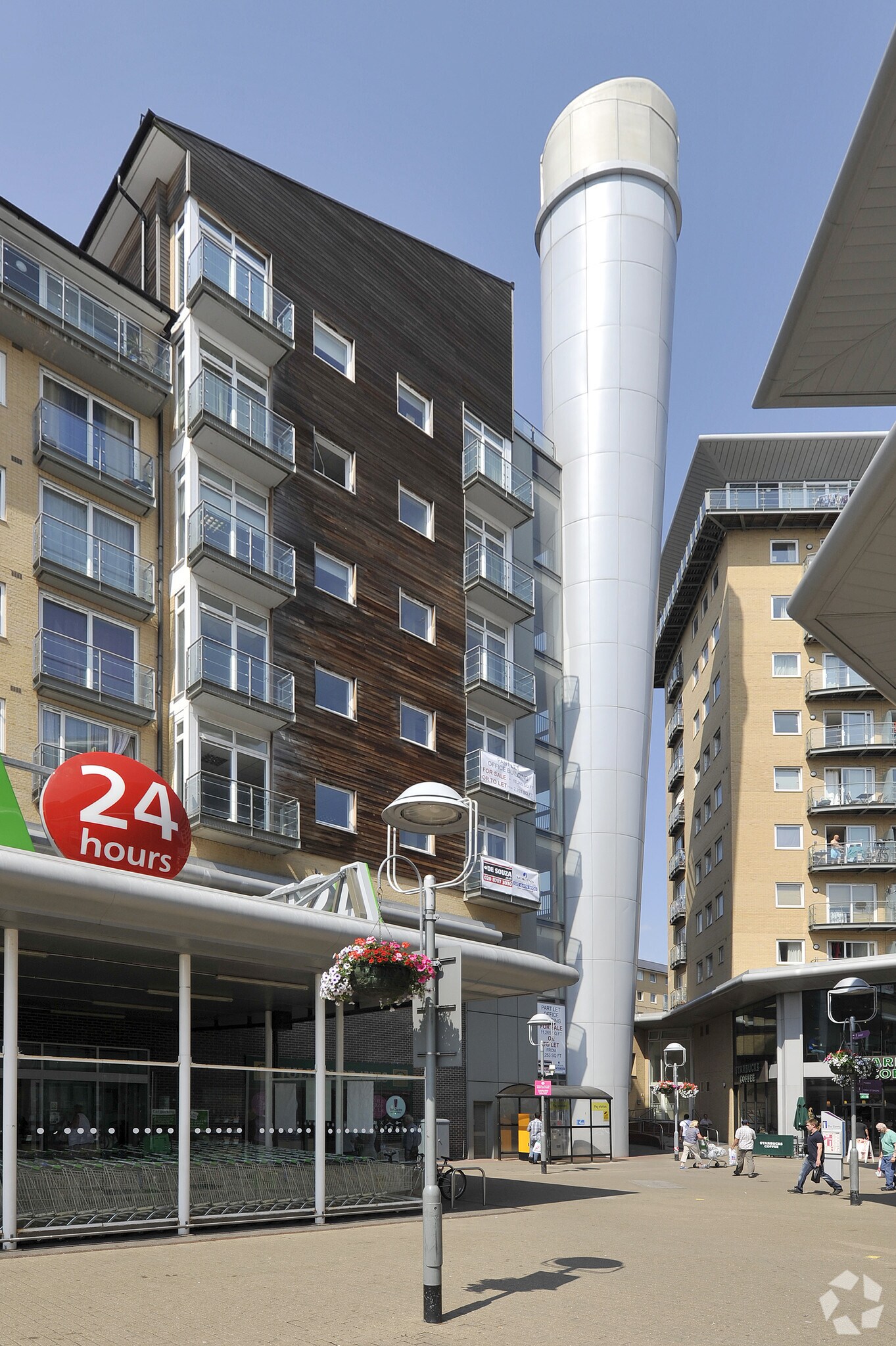 Highfield Rd, Feltham for sale Primary Photo- Image 1 of 7