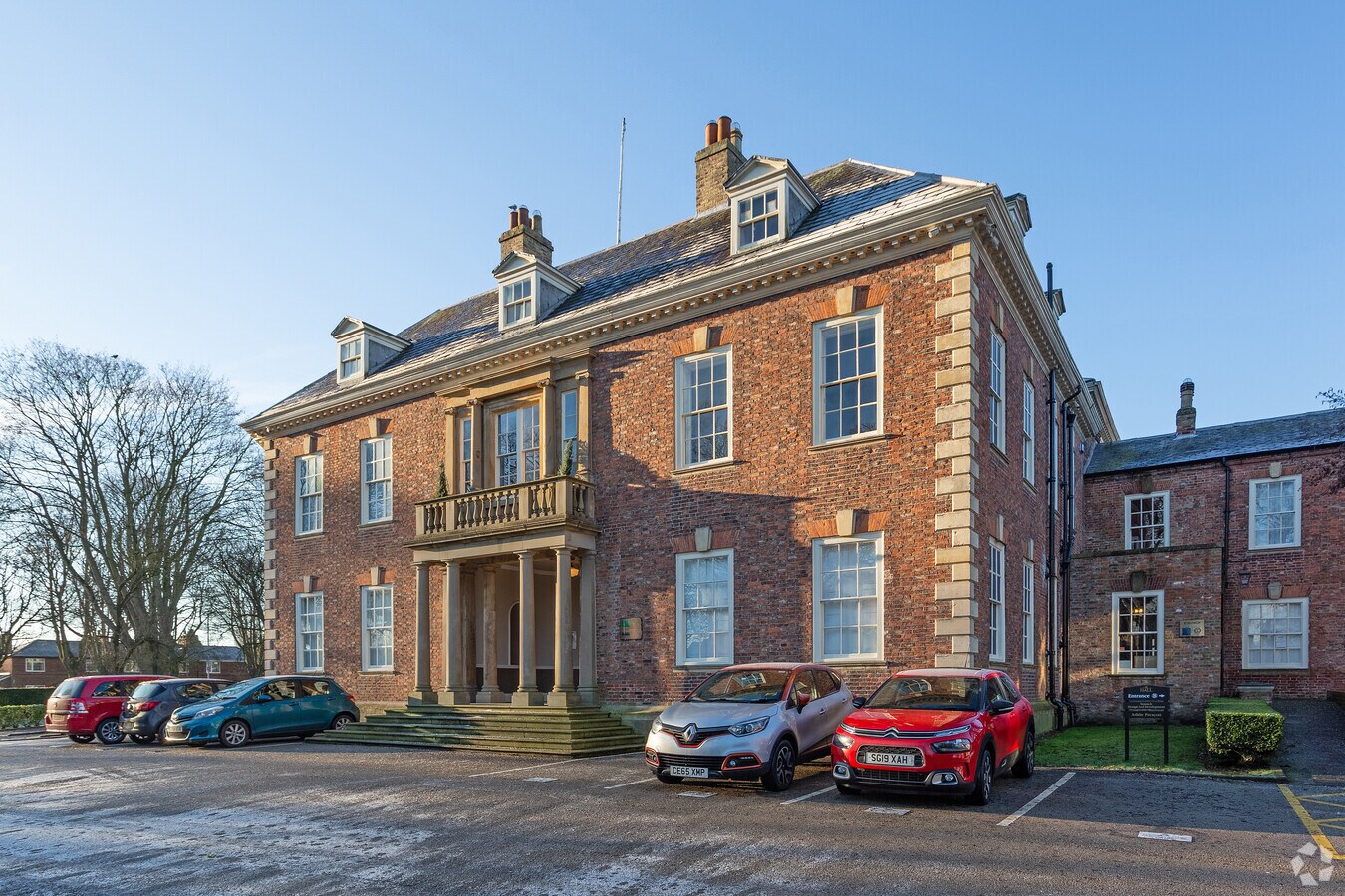 Lairgate, Beverley, NHS HU17 8HL The Hall