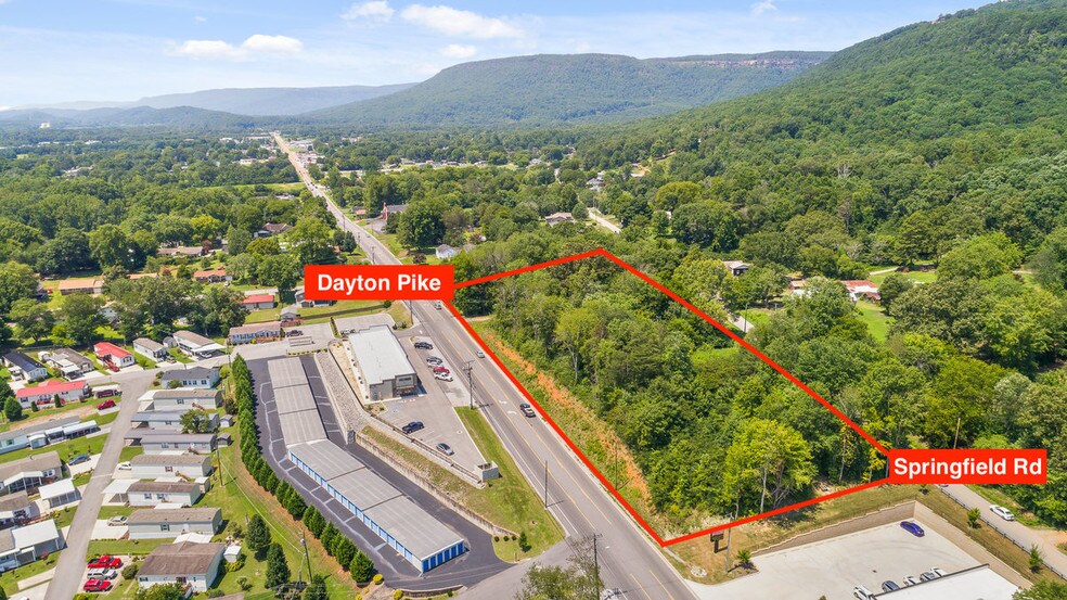 9254 Springfield Rd, Soddy Daisy, TN 37379